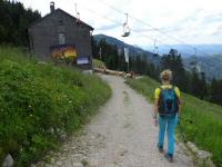  Wanderweg zum tscherschutzhaus 