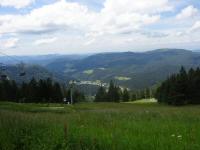 der schne Ausblick vom tscherschutzhaus nach Lackenhof 