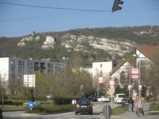  der Blick hinauf zum Turul Monument