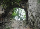  Eingang zur  Burg-Ruine Pajstun 