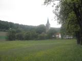  Blick zu Kirche St. Peter am Anger 