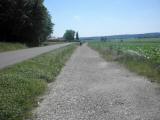  eintniger Wanderweg entlang der Strae 