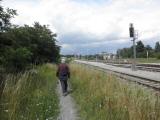 der lange Weg zurck entlang der Bahn 