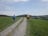  Wanderweg bergan nach Haselbach 