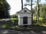  kleine Kapelle auf der Strae nach Holzern 