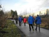  Wanderer entlang der neuen Westbahn 