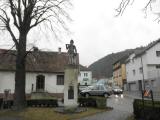  Prangerplatz mit der Rolandsule in Weiten 