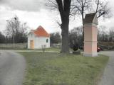  kleine Kapelle und Bildstock in Mrtersdorf 