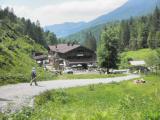  Blick zum Alpenvereinshaus Hinterbrenbad  (Anton-Karg-Haus) 