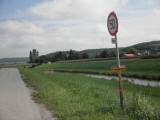  Blick ber die Perschling auf die kurze Wanderstrecke 