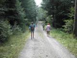  Wanderweg bergab zur Schwarzenbergbahn 