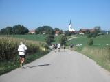  Marathonis auf dem Weg nach Weng 