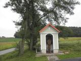  kleine Kapelle an der Straenkreuzung 