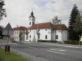  Pfarrkirche von Erlauf, geweiht dem hl. Johann Nepomuk 
