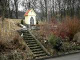  kleine Kapelle am Ortsrand von Tottendorf 