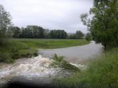  Blick auf den hochwasserfhrenden Michelbach 