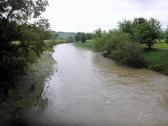  Blick auf den hochwasserfhrenden Michelbach 