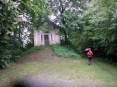 der Pavillon auf dem Erdkeller im Park von Schloss Neutenstein, Untergrafendorf