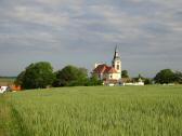  der Blick zurck zur Pfarrkirche  Aspersdorf 