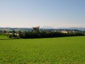  Fernblick zum "Haubiversum" in Petzenkirchen 