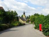  Blick zur Dorfkapelle Eind 