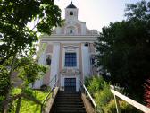 Kath. Pfarrkirche Zur schmerzhaften Gottesmutter, Wallfahrtskirche des ehemaligen Servitenklosters - Maria Jeutendorf