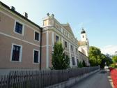  ehemaliges Servitenkloster, heute Carmel Mater Dolorosa - Maria Jeutendorf 