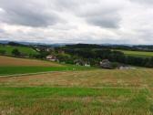 der Blick zurck auf die Wanderstrecke und nach Buch 