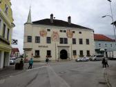  das schne Rathaus von Neumarkt an der Ybbs 