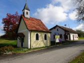  Dorfkapelle und Feuerwehrhaus Reichenbach 