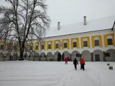  Innenhof des Schloss Tillysburg mit den wunderbaren Arkadengngen 