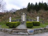  das schn gestaltene Kriegerdenkmal in Buchberg 