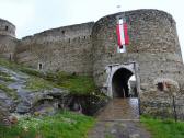  Eingangstor der Burgruine Kollmitz 
