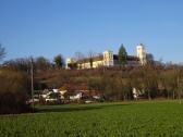  Blick zum Schloss Tillysburg - Bild stark gezoom 
