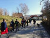 Marathonis auf der "Obere Ortsstrae" in Tiefenfucha 