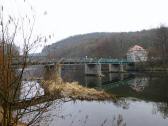  Blick zur Grenzbrcke ber die Thaya in Hardegg 