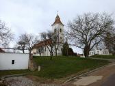nochmals der Blick zur Pfarrkirche des hl. gidius von Lukov (Luggau) 
