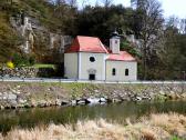 Blick zur Wallfahrtskapelle Maria Brndl (Brndl-Kapelle) in Kamegg 