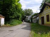 Wanderroute durch die Kellergasse Holzgraben in Glaubendorf 