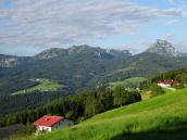  schner Fernblick zum Steineck undTraunstein 