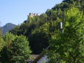  schner Fernblick zur Burgruine Scharnstein 