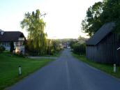  Wanderstrecke am Ortsbeginn von Merkenbrechts 