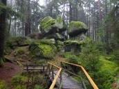 Blick zu den Geyersteinen mit der Franz Geyer Gedenksttte 