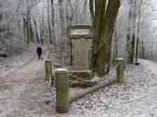  Blick zum Bauernkriegsdenkmal am Eichberg 