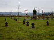  Blick zum Soldatenfriedhof-Lagerfriedhof in Matzendorf 