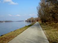 Wanderroute auf dem Treppelweg Richtung Korneuburg 