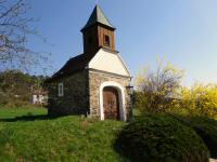 nochmals der Blick zur Dorfkapelle Altenhof sie wurde erb.1780 