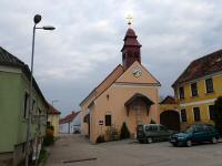  Blick zur Katholische Pfarrkirche Mariahilf in Obernalb 