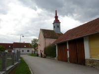  Blick zur Ortskapelle heiliger Johannes der Tufer 