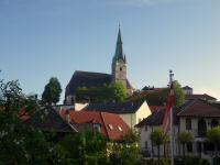  Blick zur sptgotischen St.-Michael-Wehrkirche 